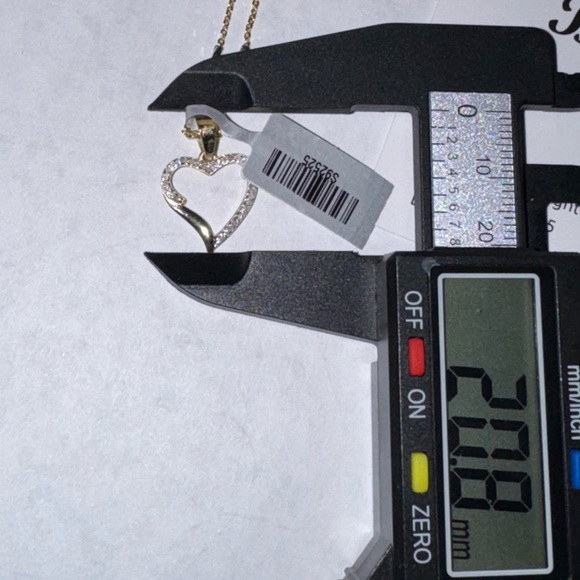 14K Gold Vermeil Diamond Heart Pendant | Genuine SI Diamond Gift For Women - Picture 5 of 6